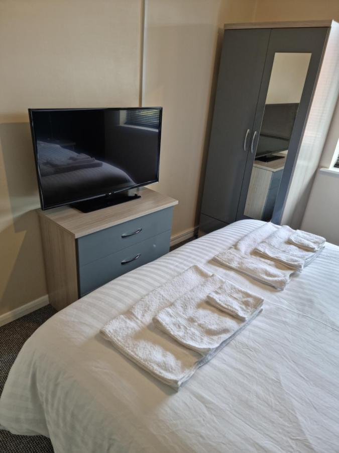 Lovely 2 Bedroom Serviced Apartment With Parking 曼斯菲尔德 外观 照片